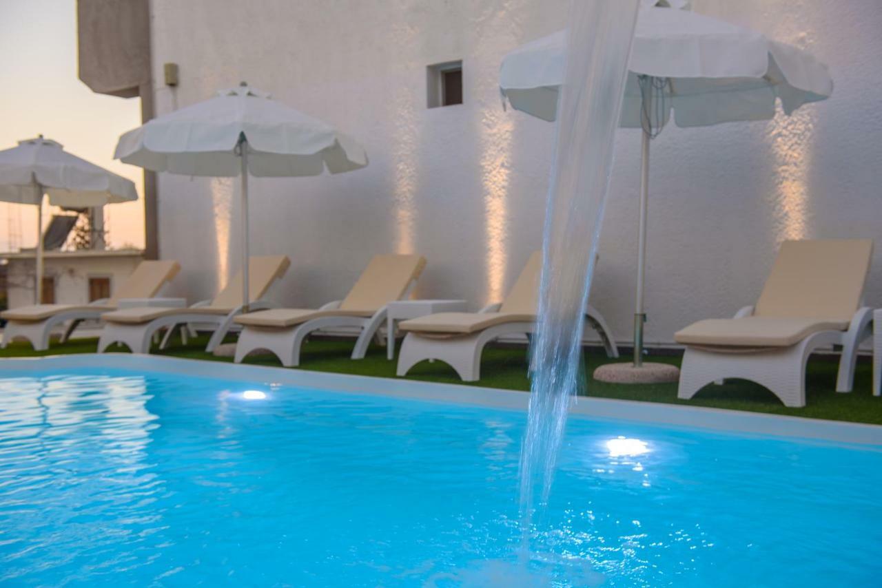 Spyros Apartments With Pool Kalamaki  Eksteriør billede